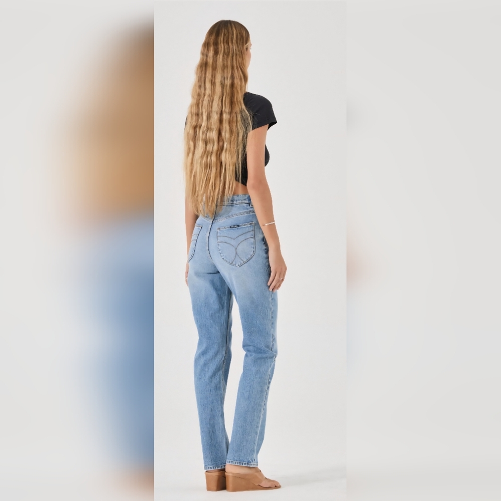 ROLLA'S Classic Straight High-Rise Regular Fit Women's Blue Jeans. Medium.